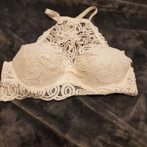 Brand new WOT. Hi-neck bralette PINK victorias sec